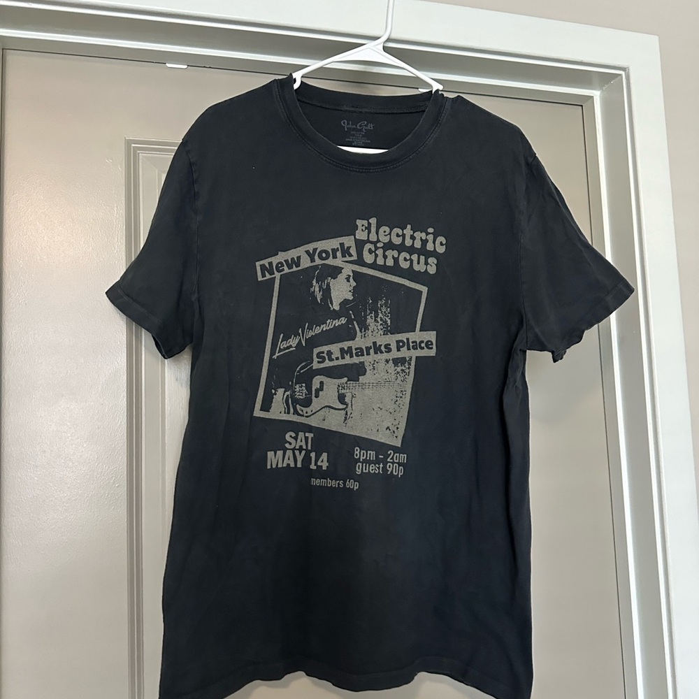 Brandy Melville Black Graphic T-Shirt